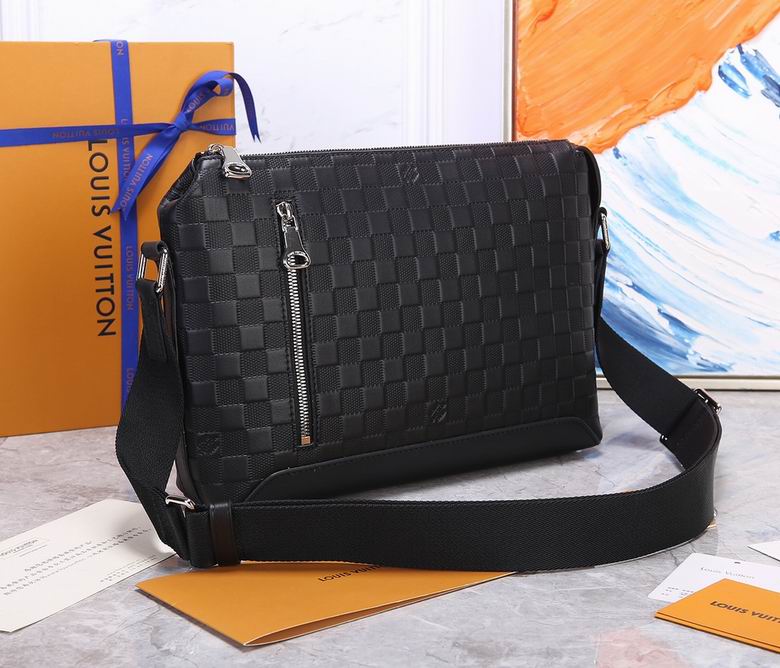 WMN42415 31X27X9 (7)