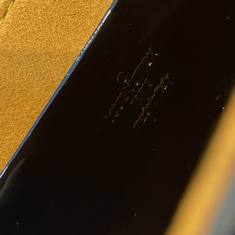 Wynwood M90516 21X14X9 AF (13)