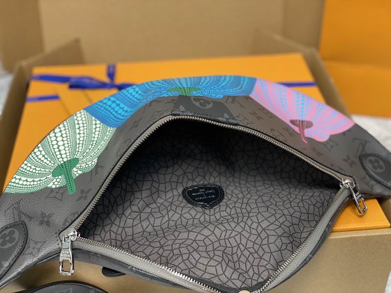 YK Discovery M46436 44x24x7cm gf (9)