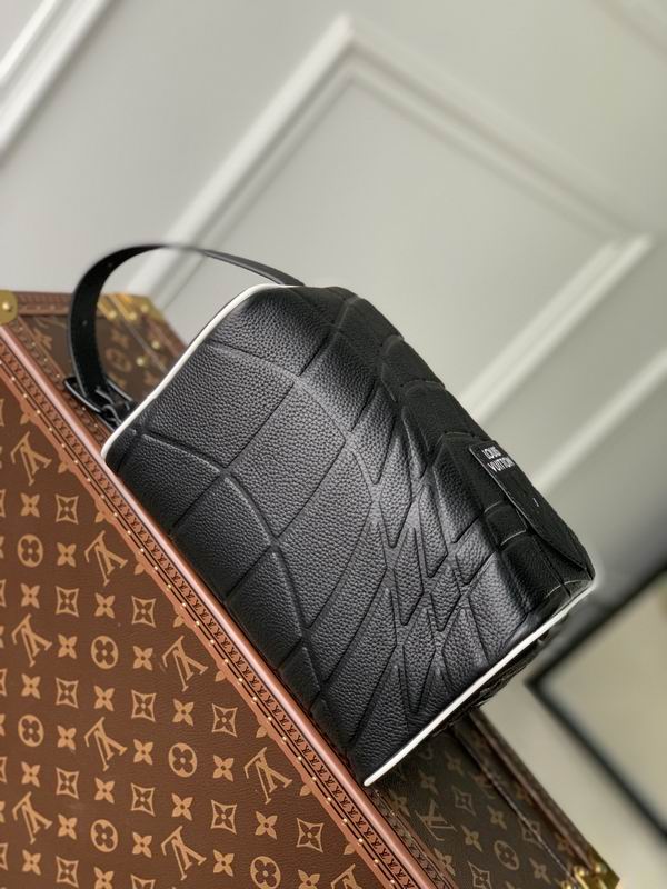 dopp kit M81849黑色全皮 15x24x15cm gf (2)