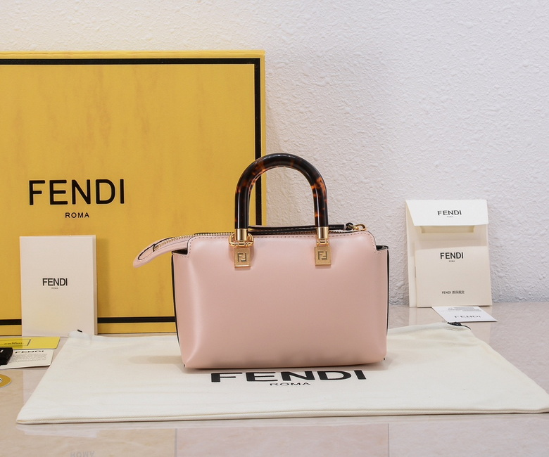 005 17X18X8cm WW 4 (3)