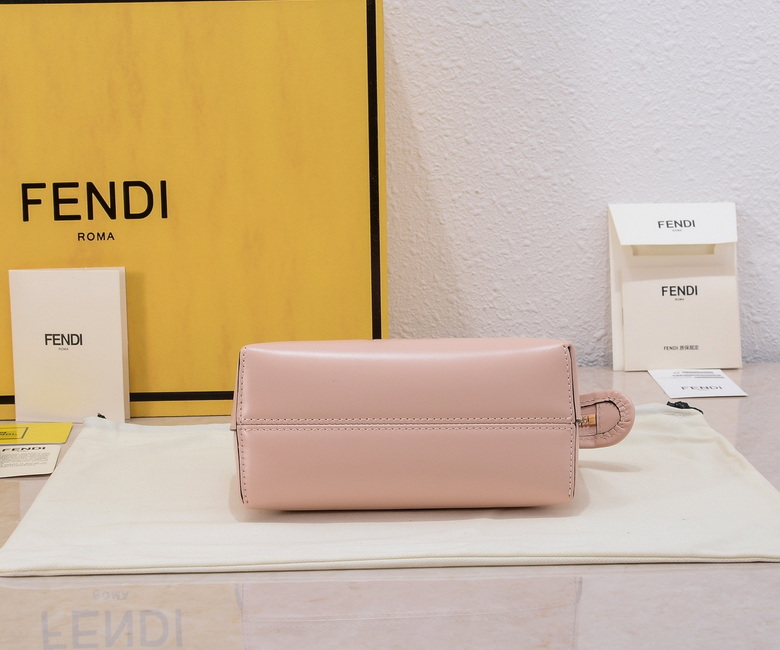 005 17X18X8cm WW 4 (5)