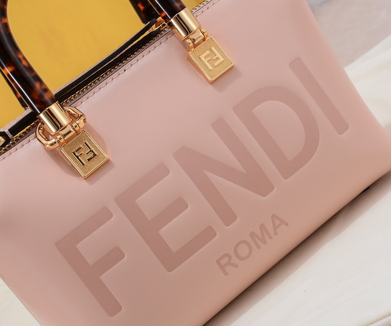 005 17X18X8cm WW 4 (6)