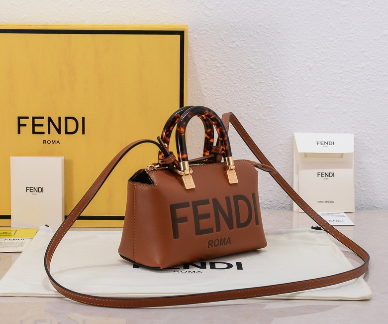 005 17X18X8cm WW 6 (2)