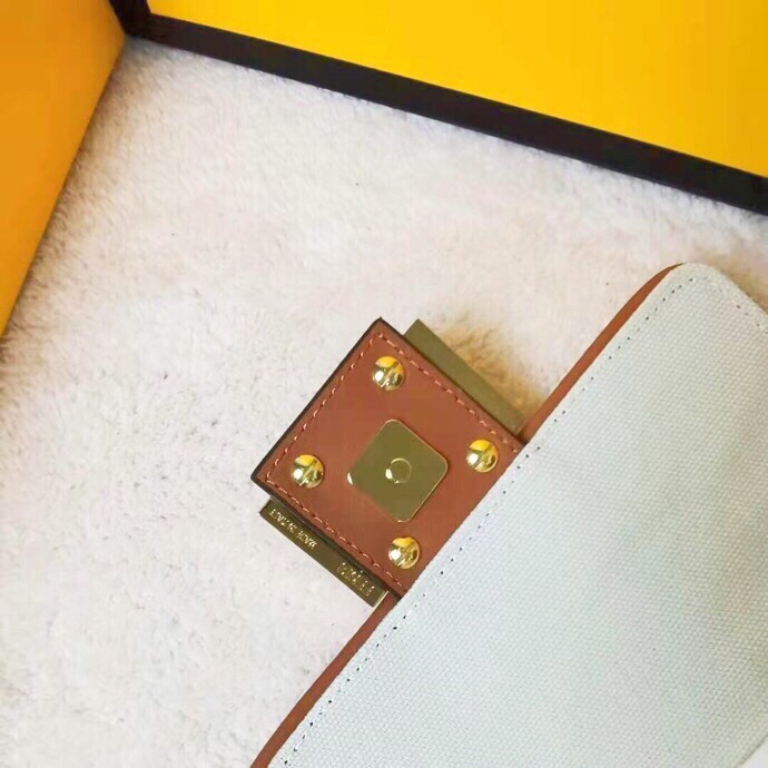 0156 19x10x4cm YG 1 (8)