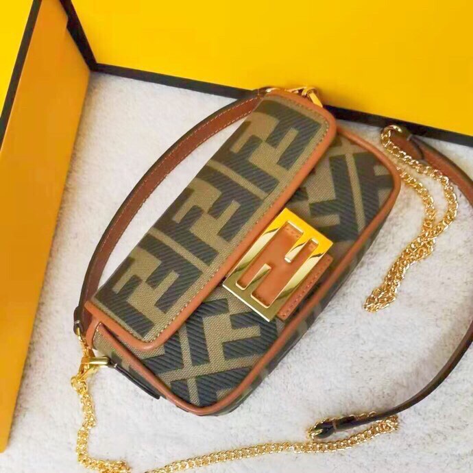 0156 19x10x4cm YG 3 (3)