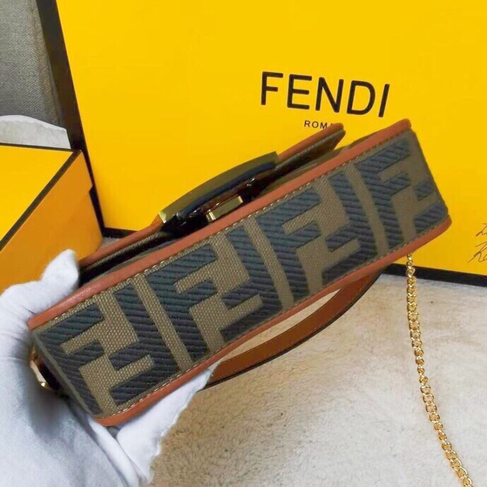 0156 19x10x4cm YG 3 (5)