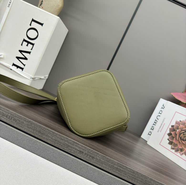 062342 16X16X19.5cm SS 3