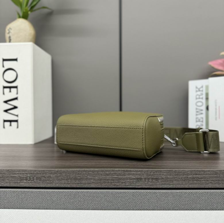 062399 18X7X13cm SS 3