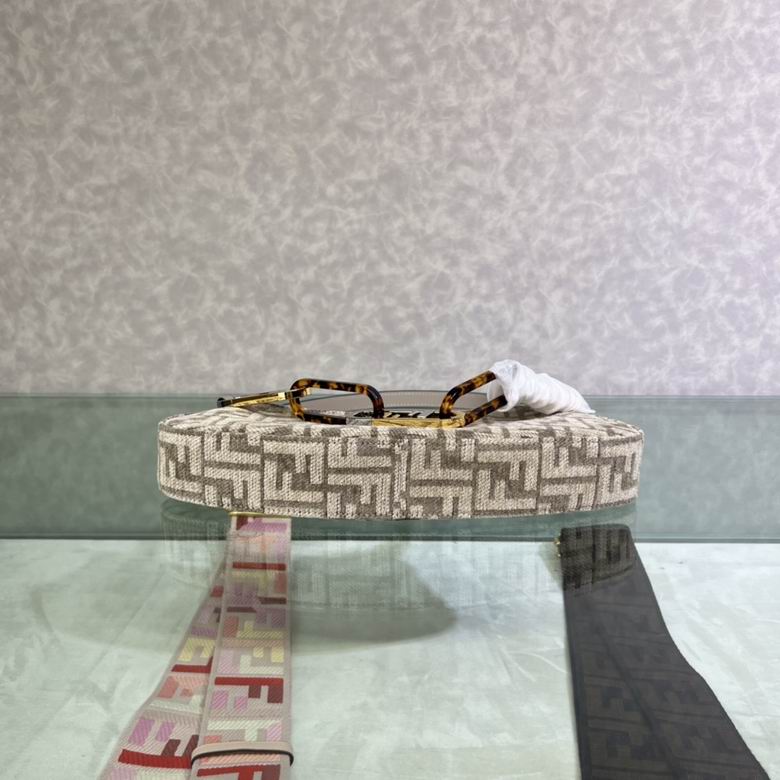 0689F 32X11X5cm H (4)