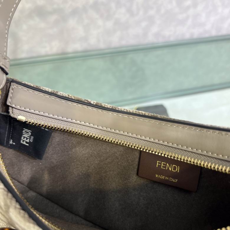 0689F 32X11X5cm H (9)