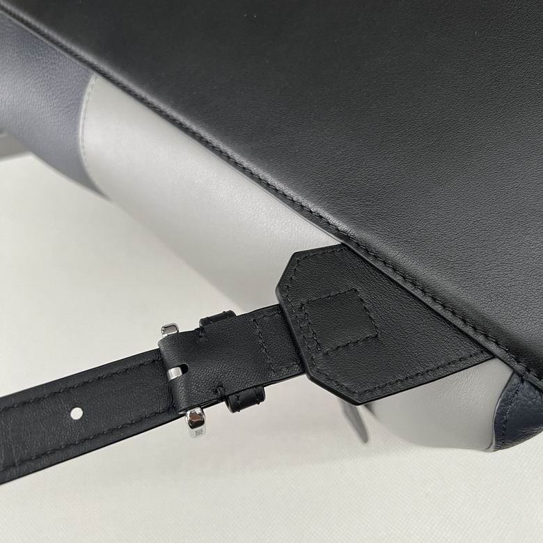 10288 33X44.5X19cm SS 6