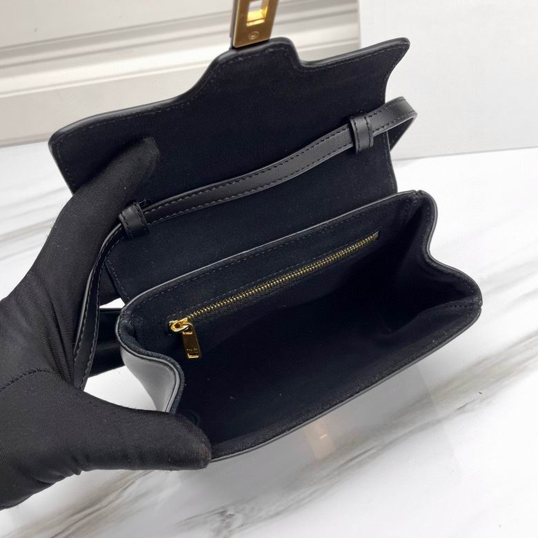 10L353 18X12.5X6cm YG 2色 7