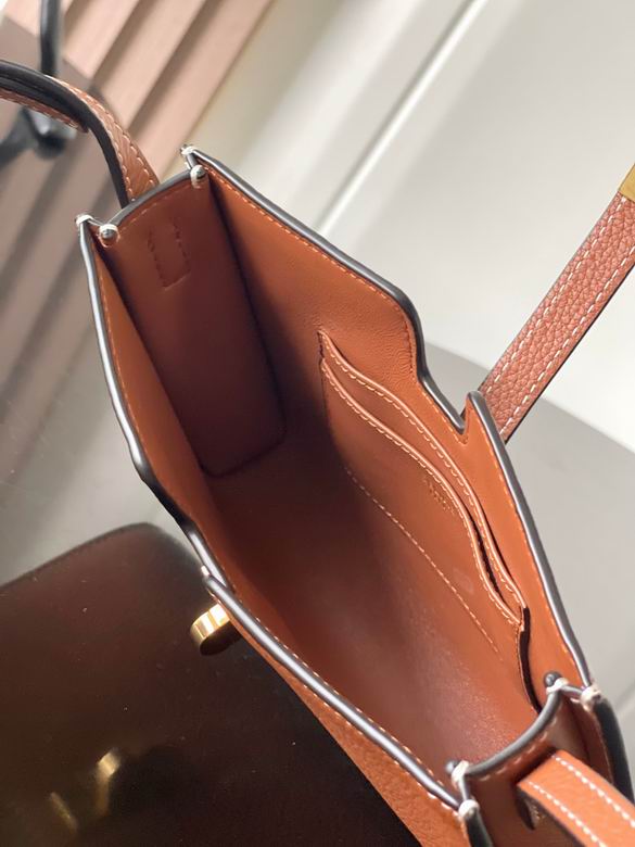 10M443 18X12X3.5cm YG 7