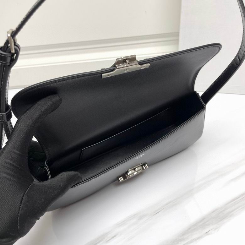 115533 28X12X5cm YG 6