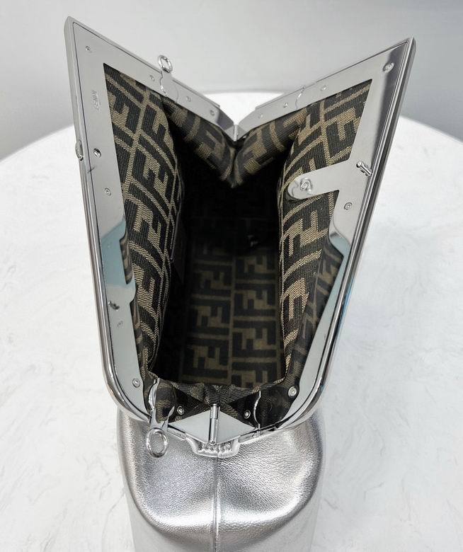 127L 32.5X15X23.5cm H (9)