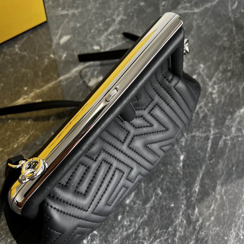 129 25X9X18cm H 2色 (3)