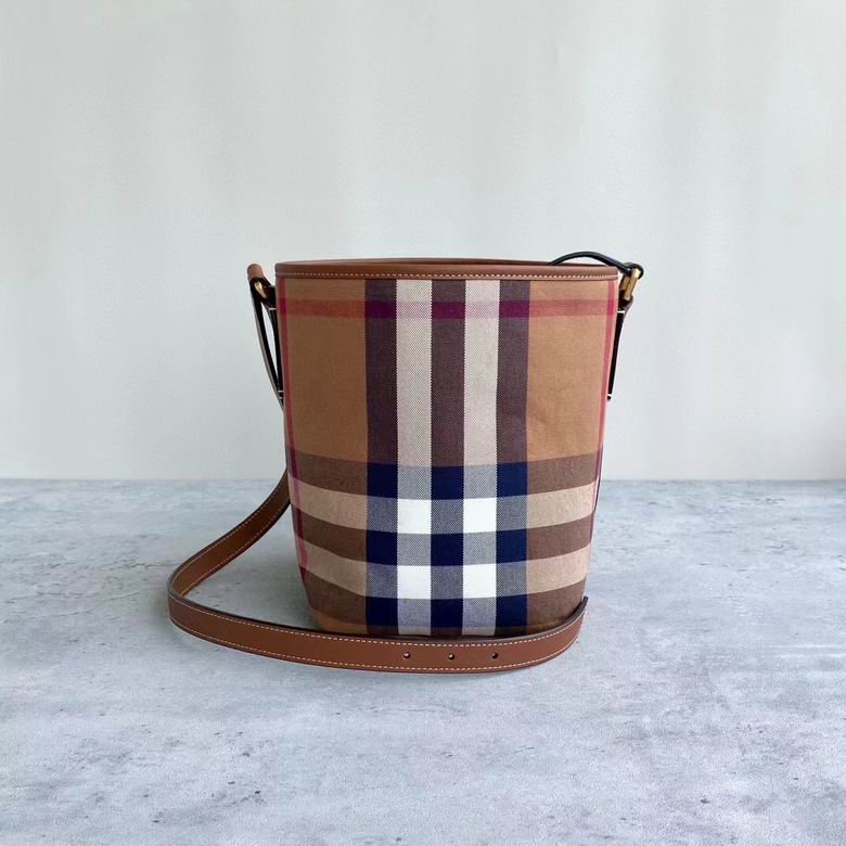 16X22X15.5cm 081609 IQ 1