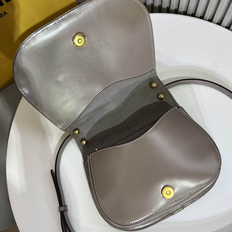 1989 25X20X7cm YG 4 (8)