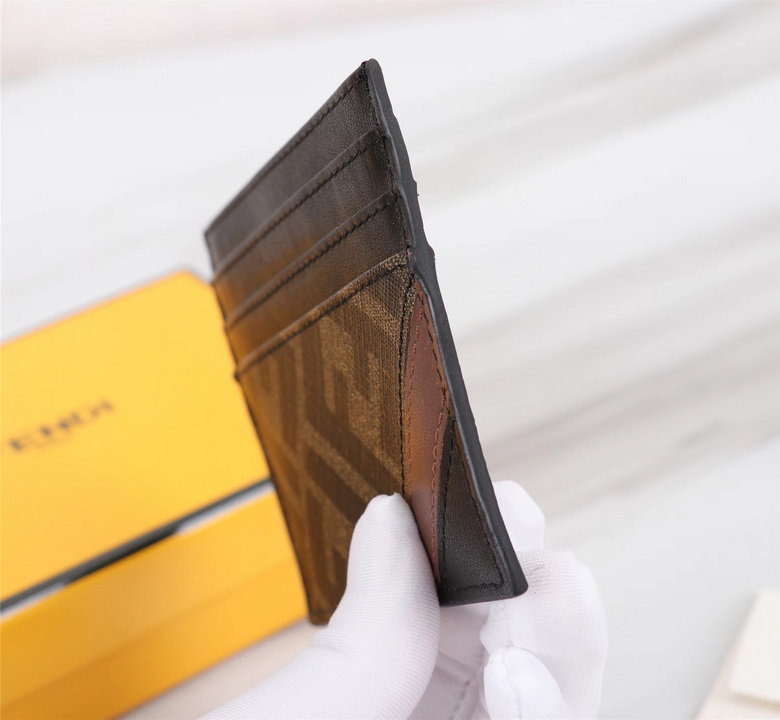 2020568 10.5X9cm XM 5 (5)