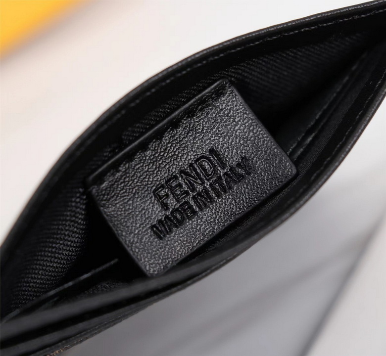 2020568 10.5X9cm XM 5 (6)