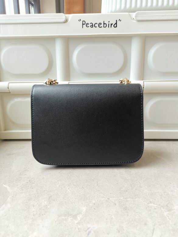 207 19X13.5X6.5cm TB 1