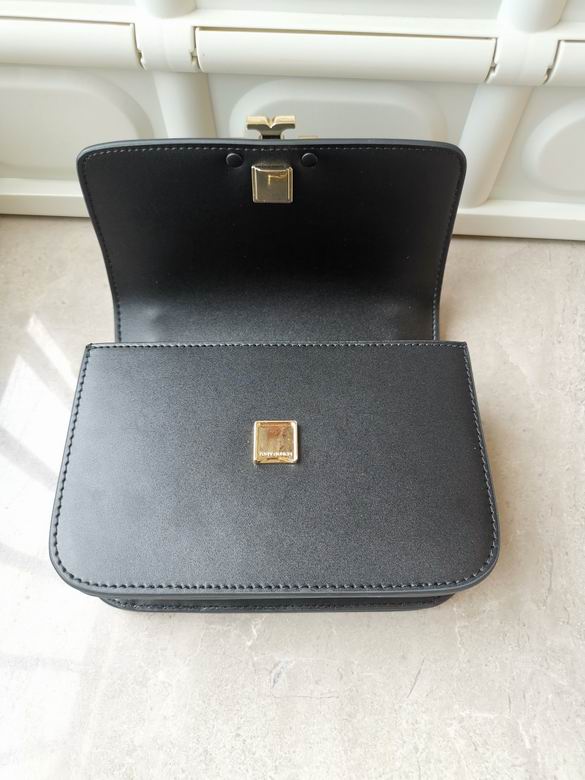 207 19X13.5X6.5cm TB 2