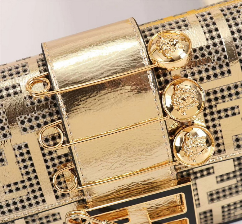 20X13X5cm 062806 H (5)