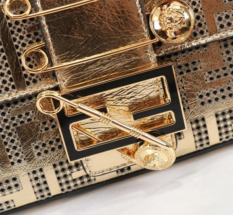 20X13X5cm 062806 H (6)