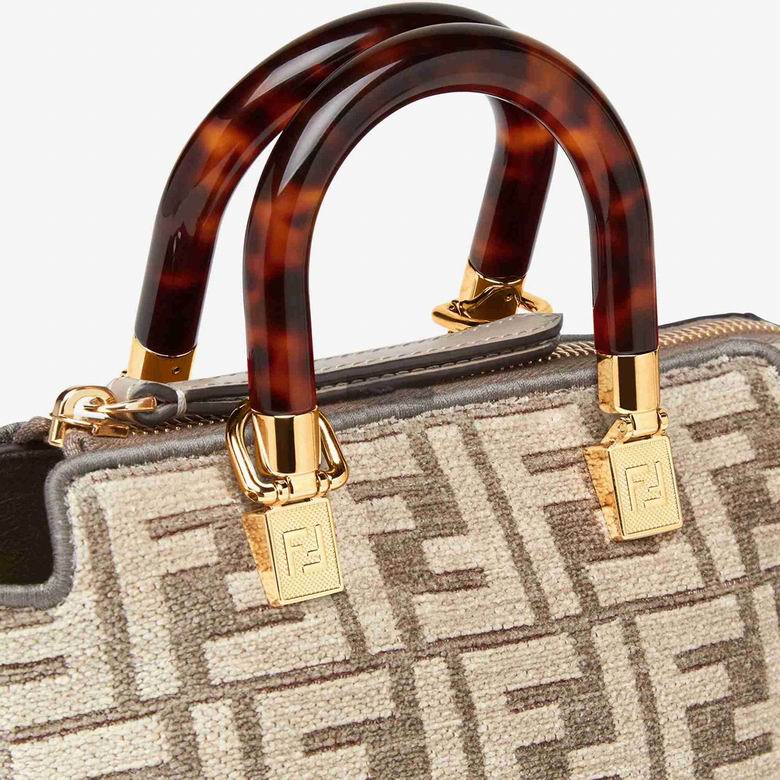 2346 18.5x8.5x7cm CN 6 (6)