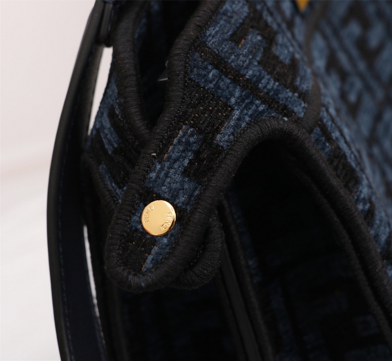 243 27X9.5X21cm H (6)