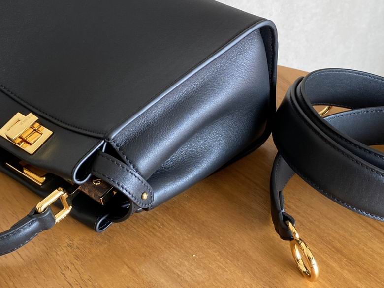 244 23X18X12cm H 4 (6)