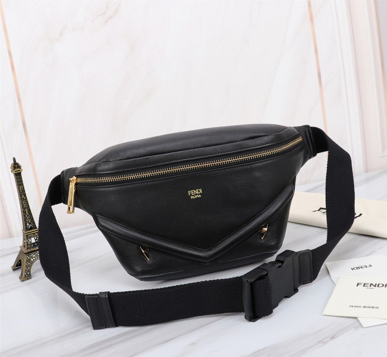 268568 18X20X7cm XM 8 (1)