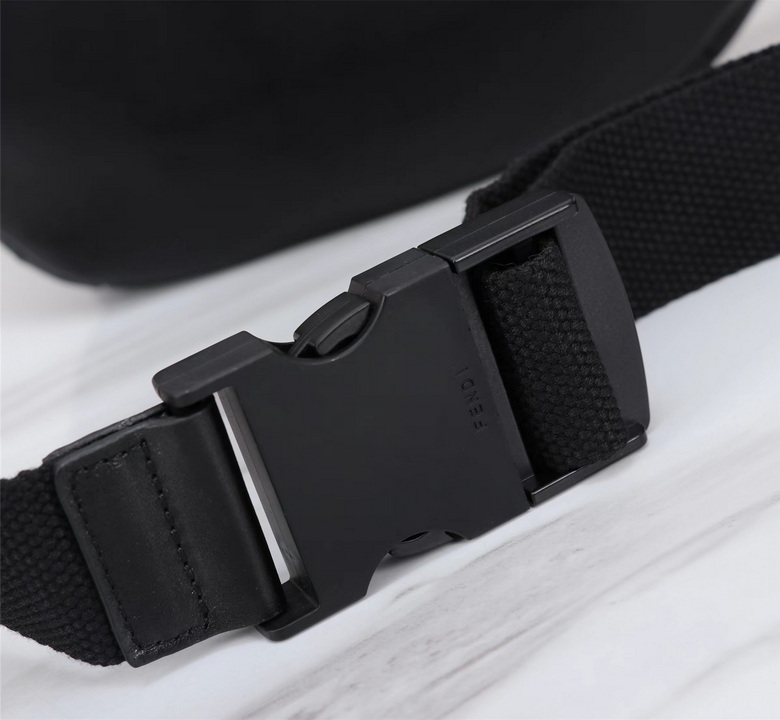 268568 18X20X7cm XM 8 (3)