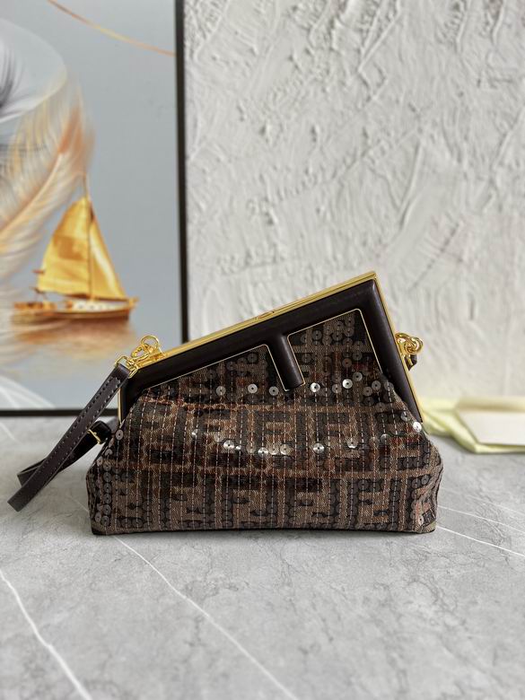 26X9.5X18cm 092006 YT (1)