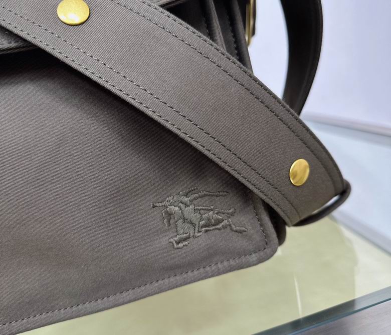 29X8.5X29cm 081608 IQ 4