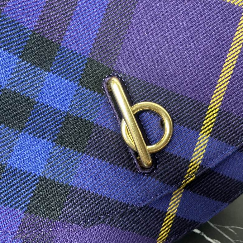 3301 26X9.5X20.5cm IQ 7