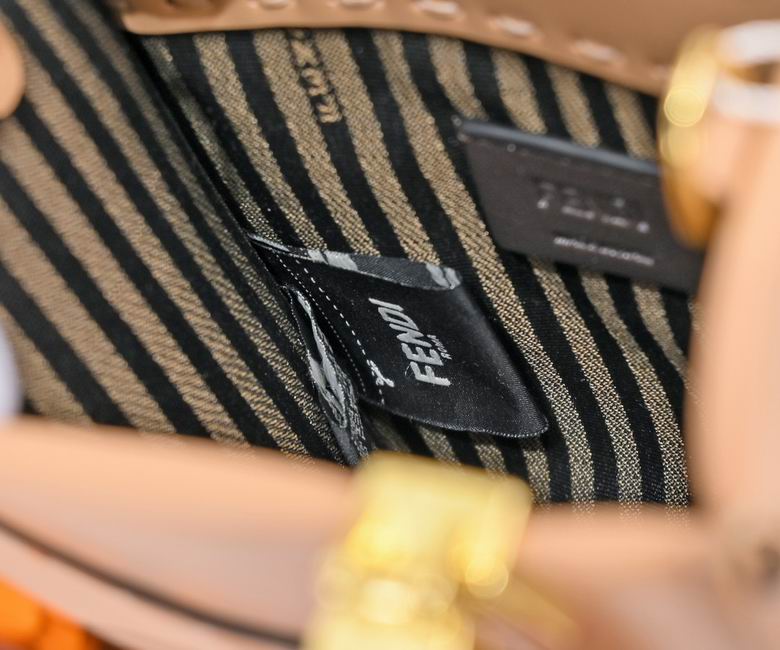 3370 13X18X6.5cm DN 4 (8)