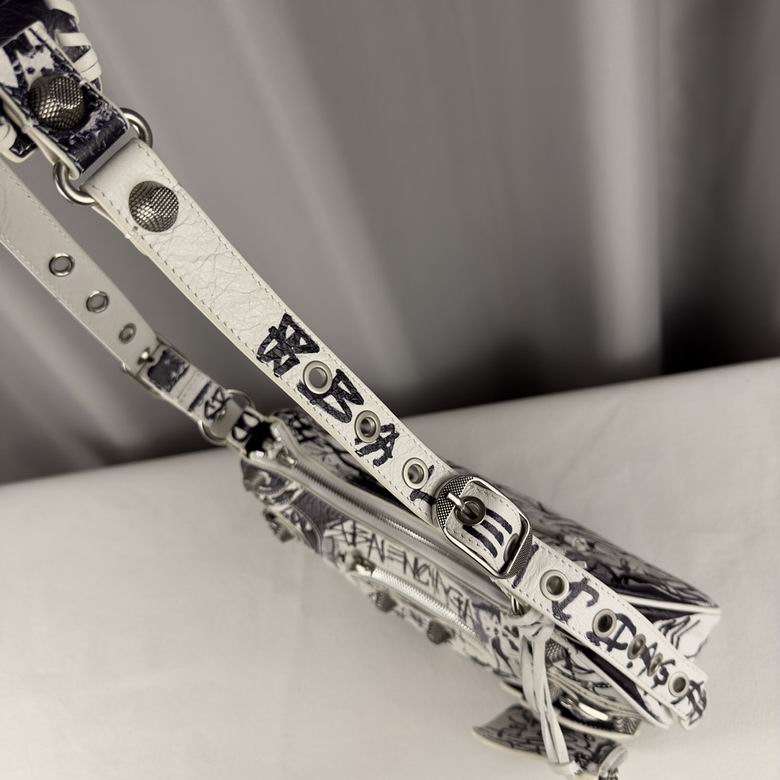 33X16X8.4cm 082701 GY 11色 29