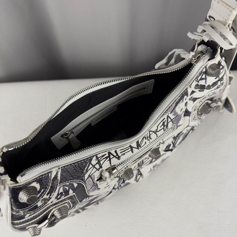 33X16X8.4cm 082701 GY 11色 34