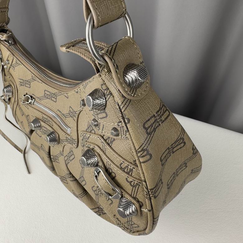 33X16X8.4cm 082701 GY 11色 48