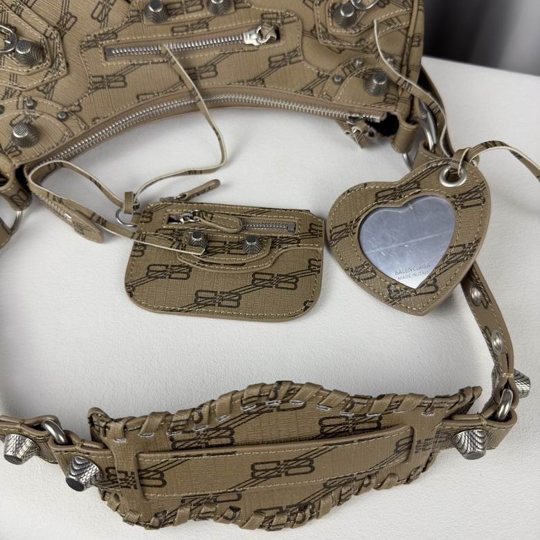 33X16X8.4cm 082701 GY 11色 51