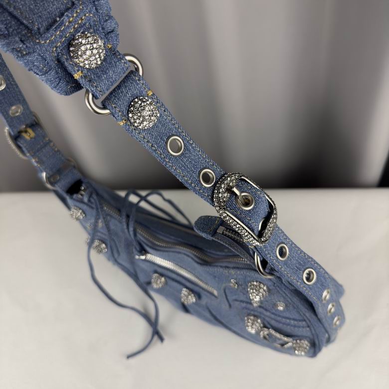 33X16X8.4cm 082701 GY 11色 65