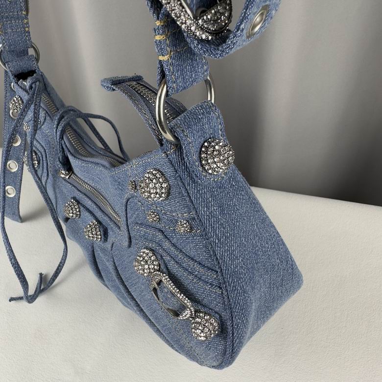 33X16X8.4cm 082701 GY 11色 66