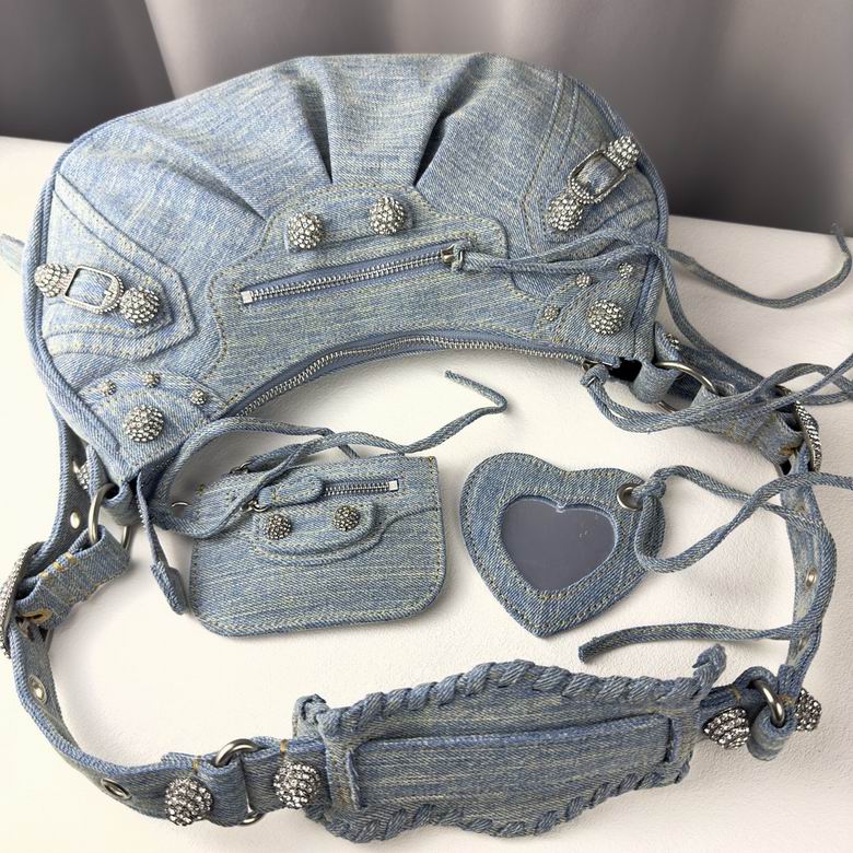 33X16X8.4cm 082701 GY 11色 77