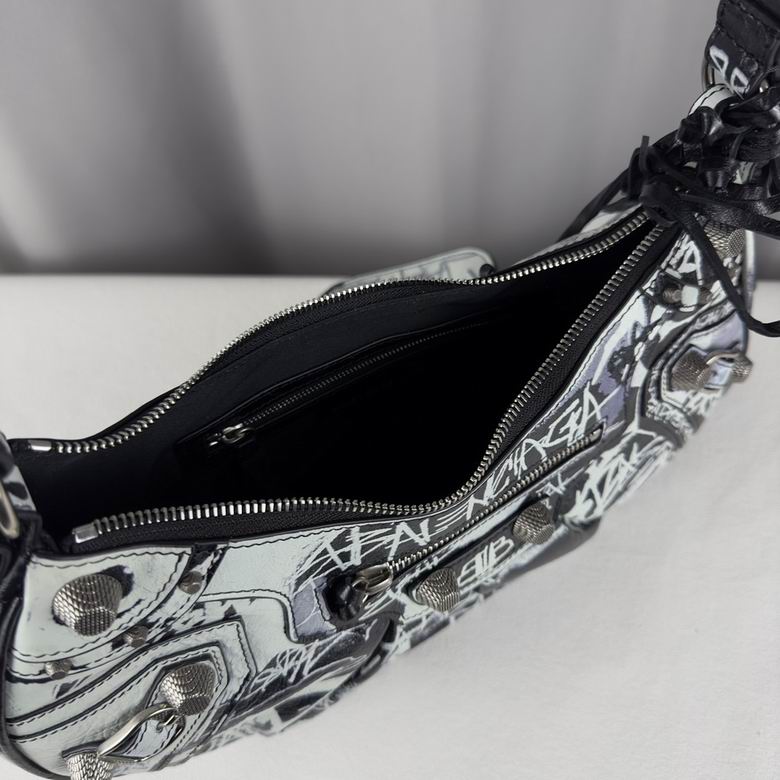 33X16X8.4cm 082701 GY 11色 7