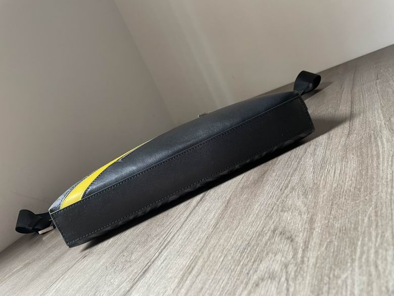 33X24X5cm 072805 WP (3)