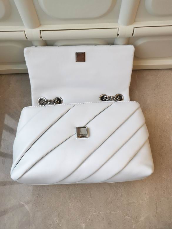 411 23.5X15X8cm TB 2