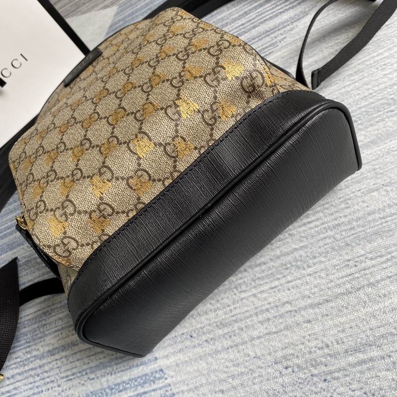 427042 22X30X14cm MP 4