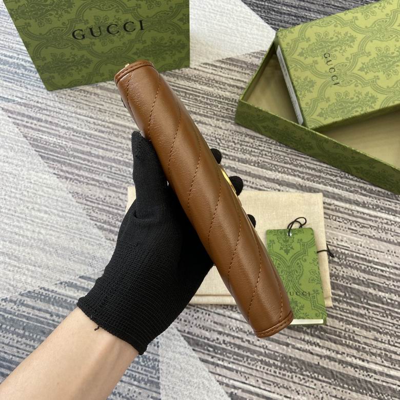 443123 19X10X2cm MP 3